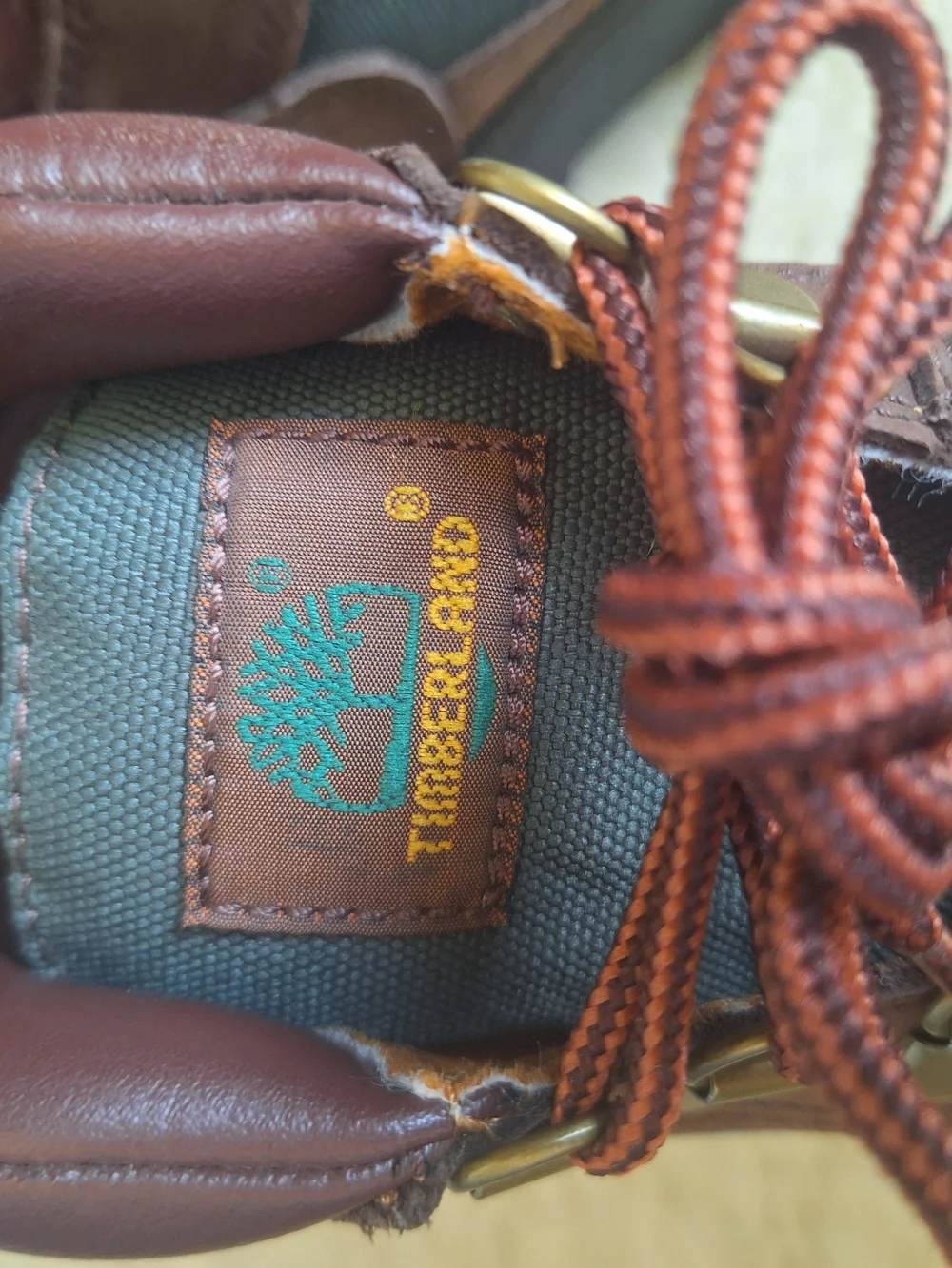 Timberland  Youth Field Brown & Green Boots Size Youth 5